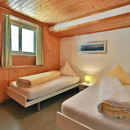 Steinroeschen Apartament *